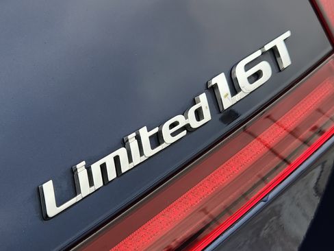 Used 2022 Hyundai Sonata Limited FWD image 13