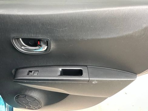 Used 2012 Toyota Yaris LE FWD image 26