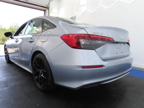 Used 2024 Honda Civic Sport image 10