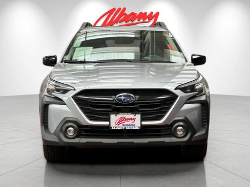 Used 2025 Subaru Outback Onyx Edition AWD/4WD image 10