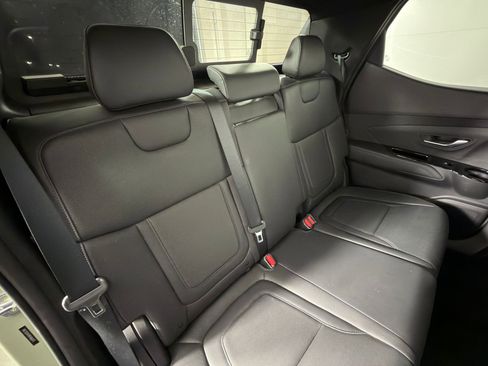 Used 2023 Hyundai Santa Cruz Limited image 31