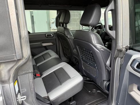 Used 2023 Ford Bronco Black Diamond AWD/4WD image 25