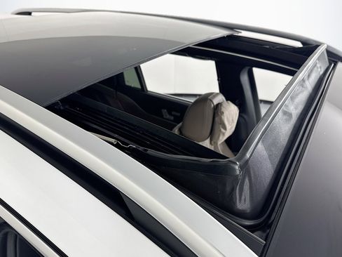 New 2026 Mercedes-Benz Maybach GLS 600 4MATIC image 24