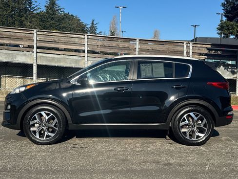 Used 2020 Kia Sportage EX image 7