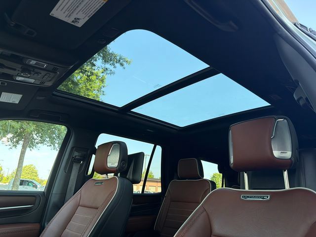Used 2024 GMC Yukon Denali Ultimate AWD/4WD image 34