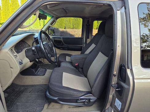 Used 2005 Ford Ranger FX4 image 9