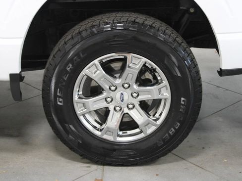 Used 2023 Ford F150 XLT w/ XTR Package image 15