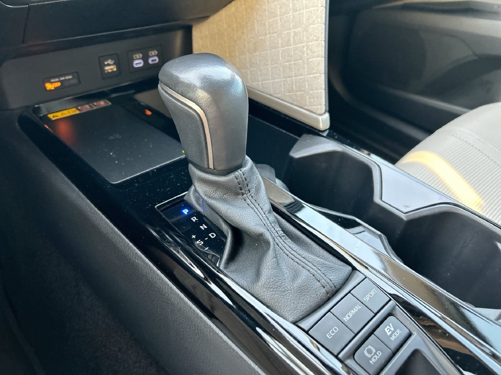 Certified 2025 Toyota Camry XLE FWD image 27