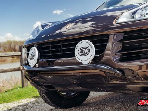 Used 2009 Porsche Cayenne image 24