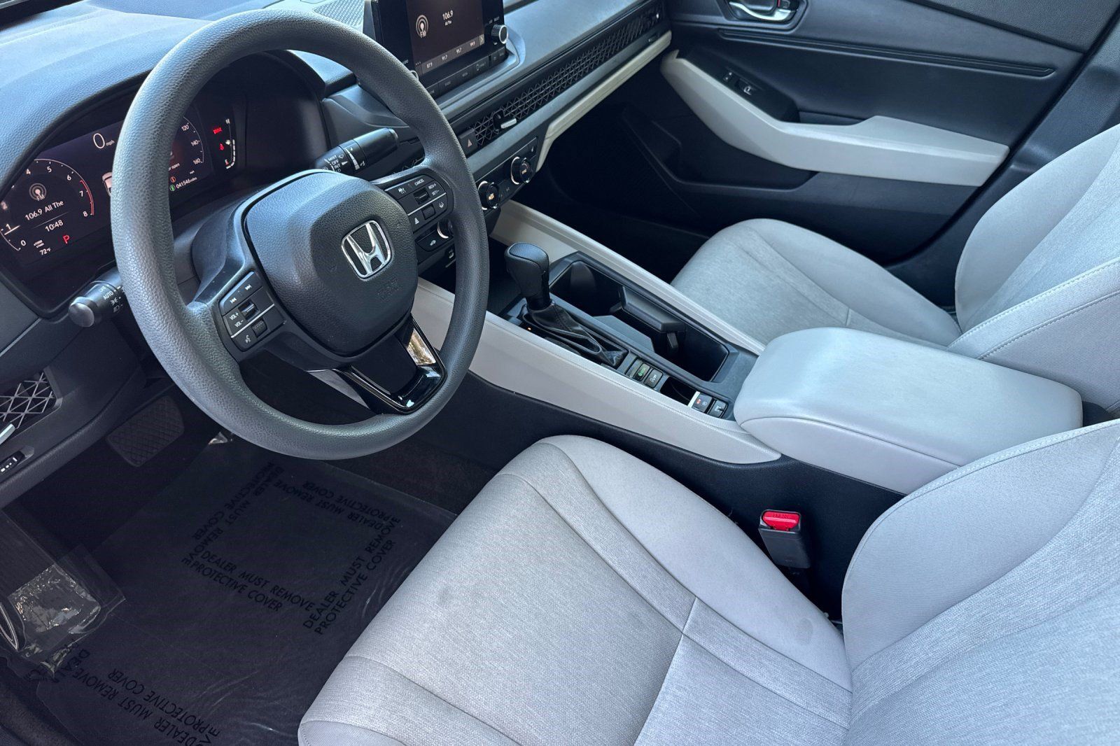 Used 2024 Honda Accord EX image 4