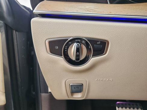Used 2018 Mercedes-Benz E 400 Coupe image 23