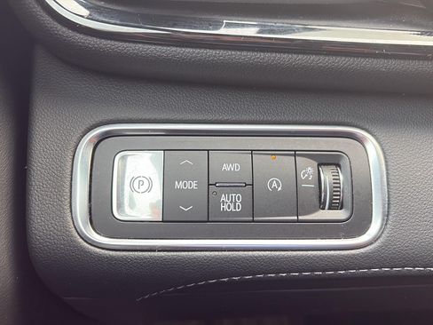 Used 2026 Buick Enclave Sport Touring AWD/4WD image 27