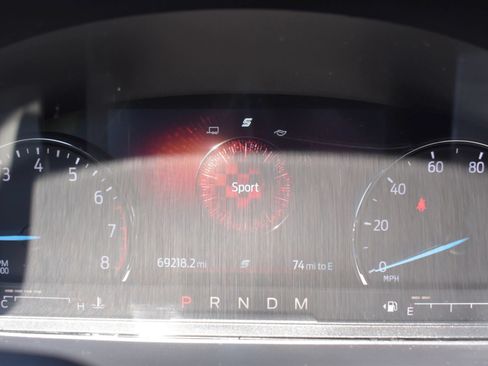 Used 2020 Ford Explorer XLT w/ Equipment Group 202A AWD/4WD image 78