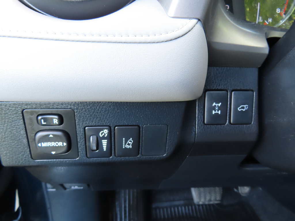 Used 2018 Toyota RAV4 Limited w/ All Weather Liner Package AWD/4WD image 13