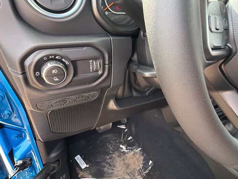 New 2026 Jeep Gladiator Sport image 21