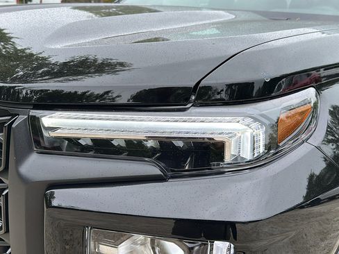 New 2026 GMC Canyon Elevation w/ Convenience Package image 4