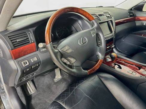 Used 2008 Lexus LS 460 RWD image 9