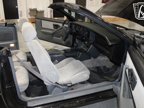 Used 1991 Pontiac Firebird Trans Am image 14
