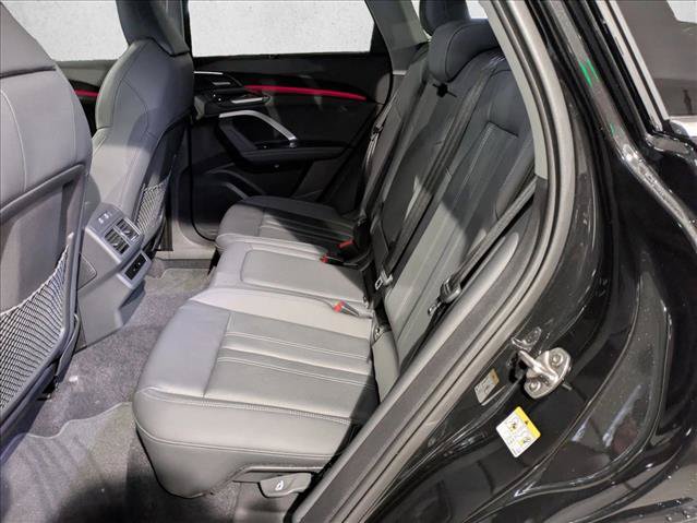 New 2025 Audi Q5 Premium AWD/4WD image 18