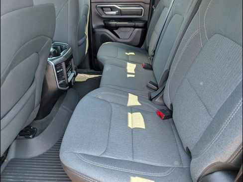 Used 2022 RAM 1500 Big Horn AWD/4WD image 11
