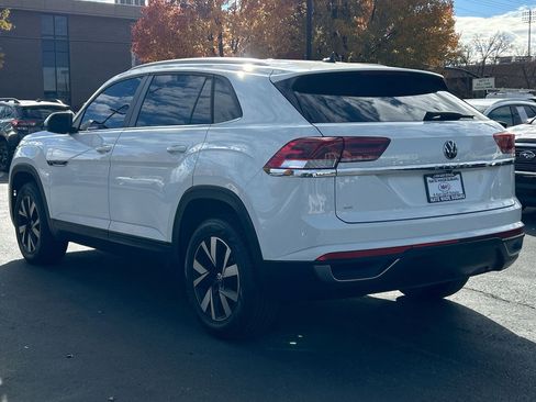 Used 2021 Volkswagen Atlas Cross Sport SE image 5
