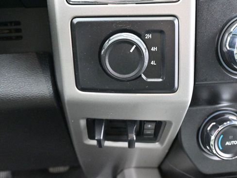 Used 2021 Ford F450 Lariat w/ Lariat Value Package image 28