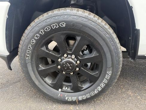 New 2026 RAM 2500 Big Horn AWD/4WD image 9