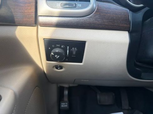 Used 2014 Jeep Grand Cherokee Laredo w/ Quick Order Package 23E AWD/4WD image 23