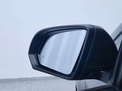 Used 2023 Mercedes-Benz Metris Passenger image 15