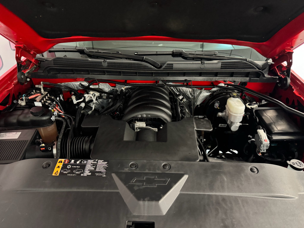 Used 2018 Chevrolet Silverado 1500 LT AWD/4WD image 6