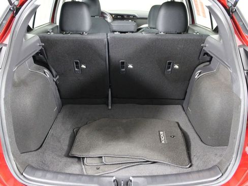 Certified 2024 Nissan Kicks SV image 17