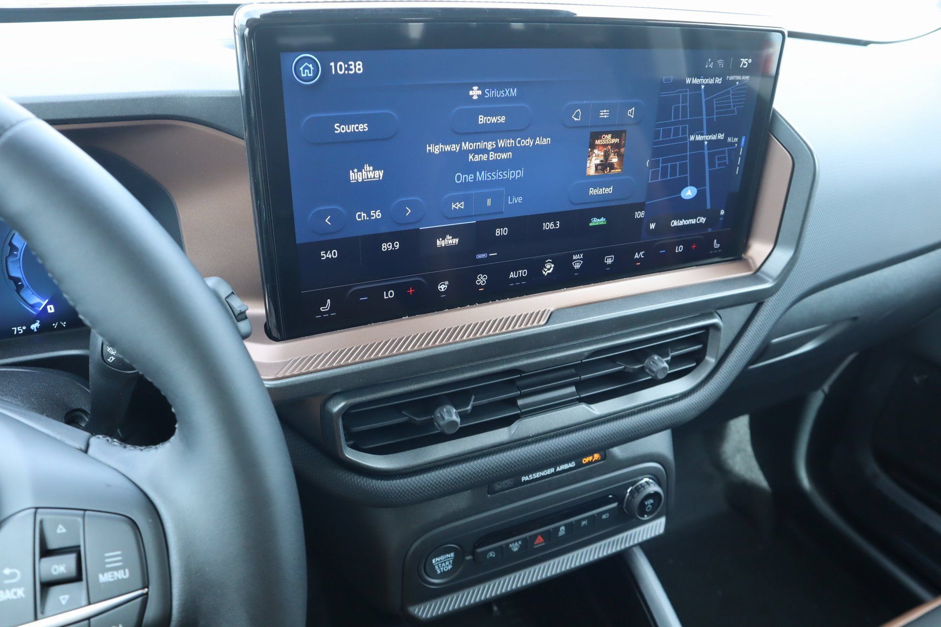 New 2025 Ford Bronco Sport Outer Banks w/ Outer Banks Tech Package+ AWD/4WD image 5