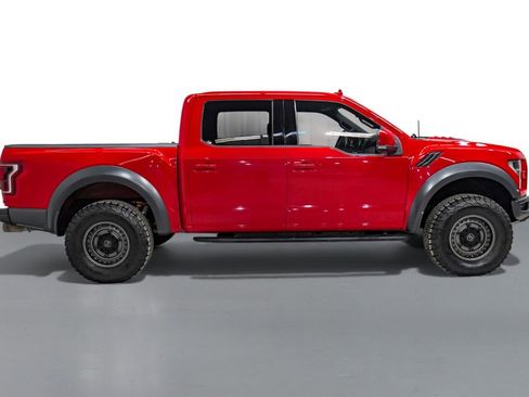 Used 2019 Ford F150 Raptor w/ Equipment Group 802A Luxury image 5