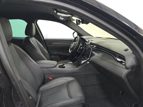 Used 2023 Maserati Grecale GT AWD/4WD image 8