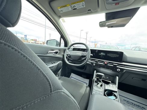 New 2026 Kia Sportage LX image 15