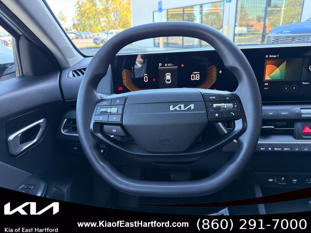 Used 2025 Kia K4 FWD image 24