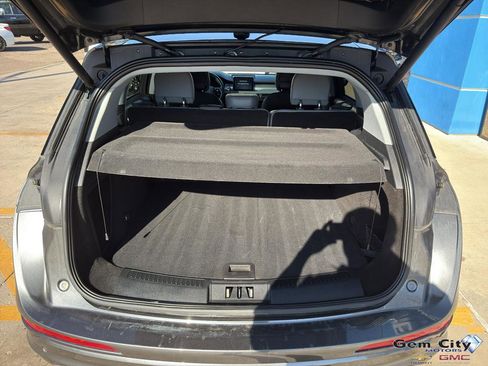 Used 2020 Lincoln Corsair Reserve w/ Equipment Group 201A image 8