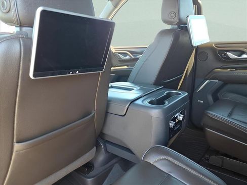 Used 2022 GMC Yukon XL Denali image 20