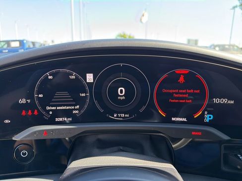 Used 2022 Porsche Taycan RWD image 20