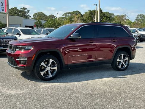 Used 2023 Jeep Grand Cherokee 4WD 4xe w/ Luxury Tech Group II image 2