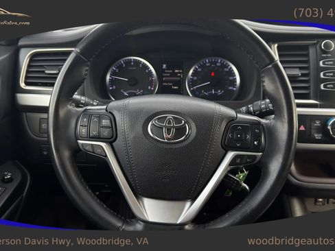 Used 2019 Toyota Highlander Plus image 13
