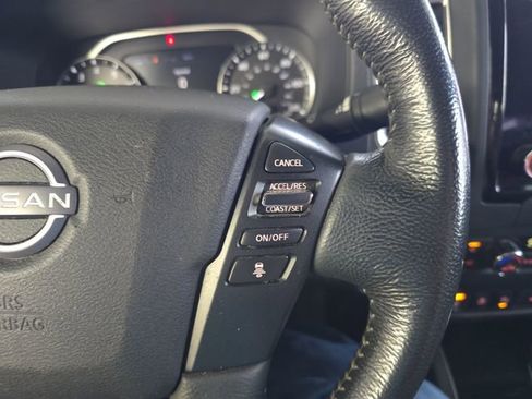 Used 2022 Nissan Frontier SV image 18