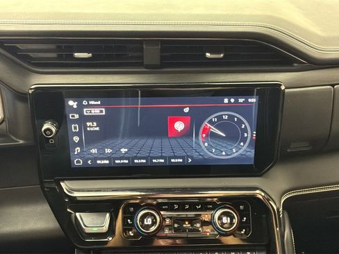 Used 2023 GMC Sierra 1500 AT4X image 17