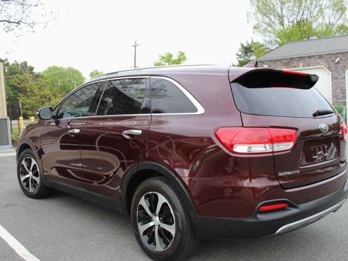 Used 2018 Kia Sorento EX w/ EX Advanced Touring Package image 9