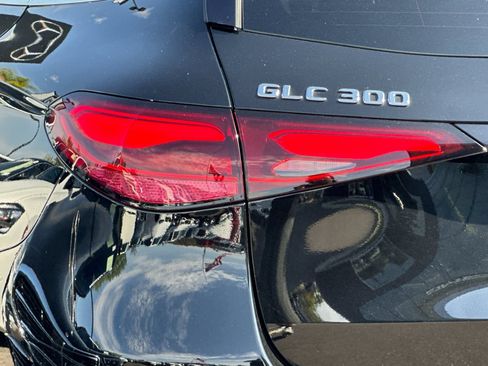 Certified 2023 Mercedes-Benz GLC 300 image 30
