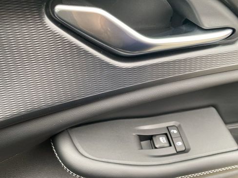 New 2026 Jeep Grand Cherokee L 4WD image 10