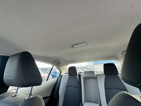 Used 2021 Toyota Corolla LE FWD image 25