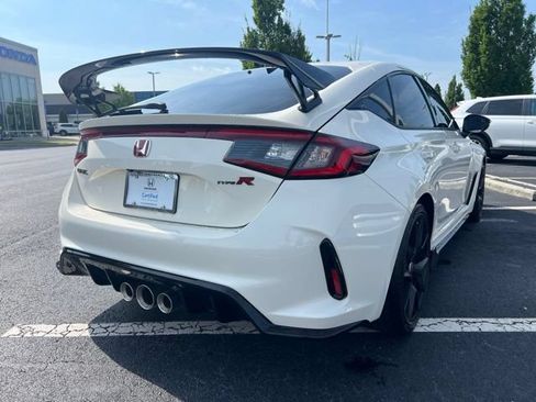 Used 2025 Honda Civic Type R image 8