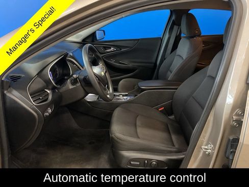 Used 2023 Chevrolet Malibu LT FWD image 10