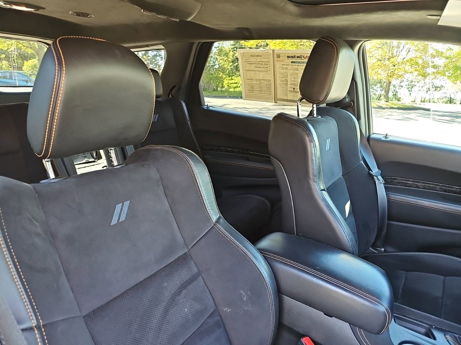 Used 2023 Dodge Durango R/T w/ Hemi Orange Plus Package AWD/4WD image 12